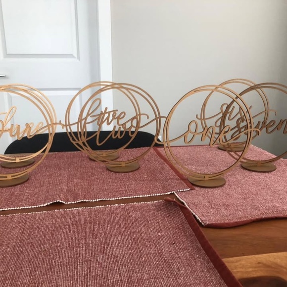 Circle Wood Table Numbers - Picture 2 of 2